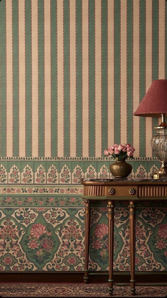 Royal Elegance